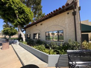 mirror window tint house